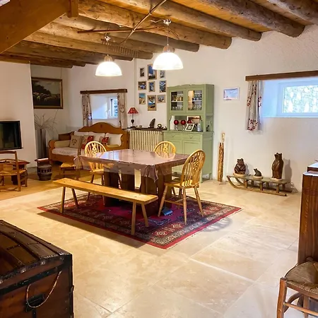 Semesterbostad Maison Chaleureuse A >vue Montagne & Cheminee Mont (Hautes-Pyrenees)